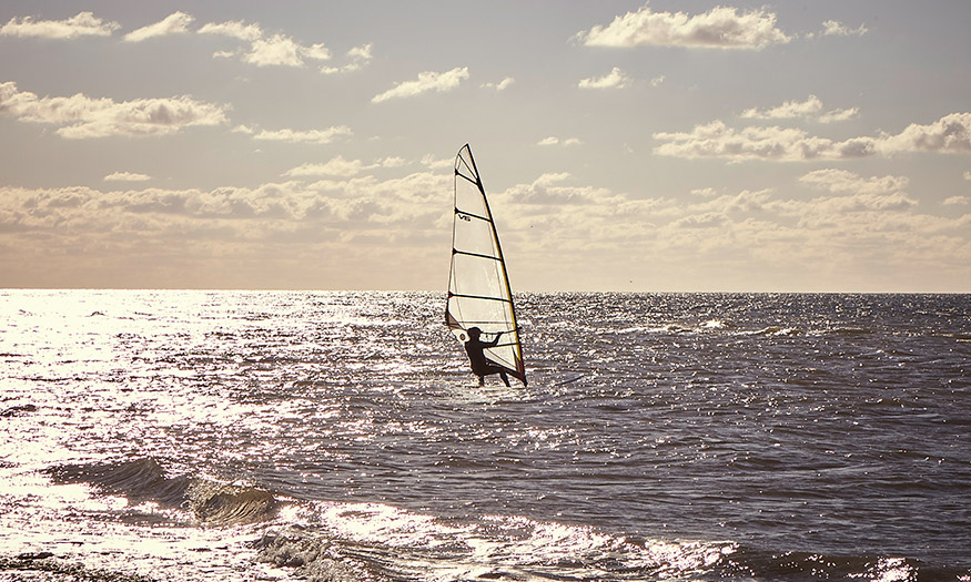 Surfer am Strand von St. Peter Ording